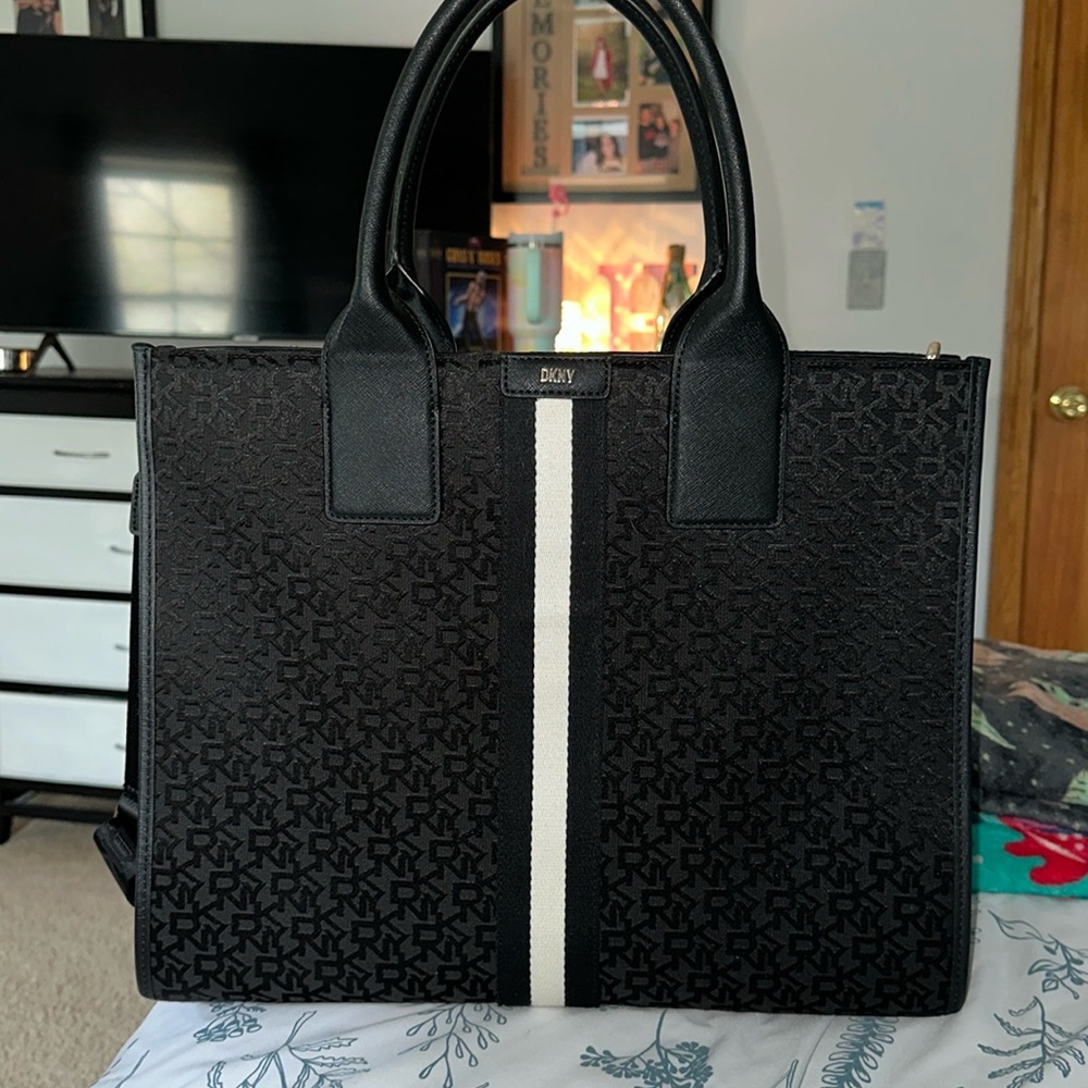 DKNY Large Tote Bag